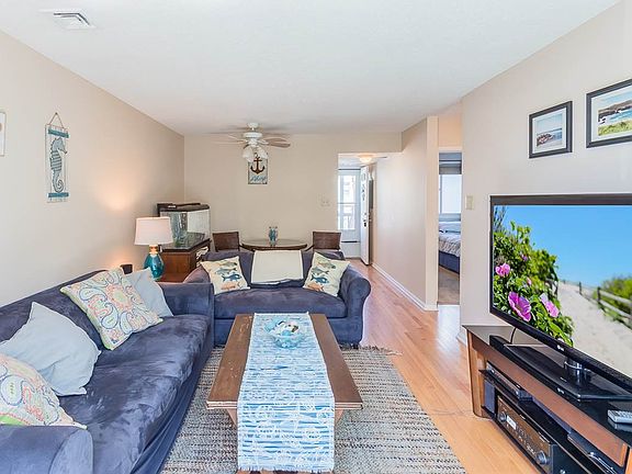 5th image of 23 38th St APT 102