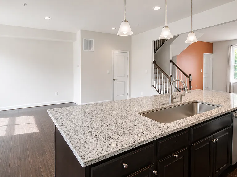9648 Julia Ln — Photo 6