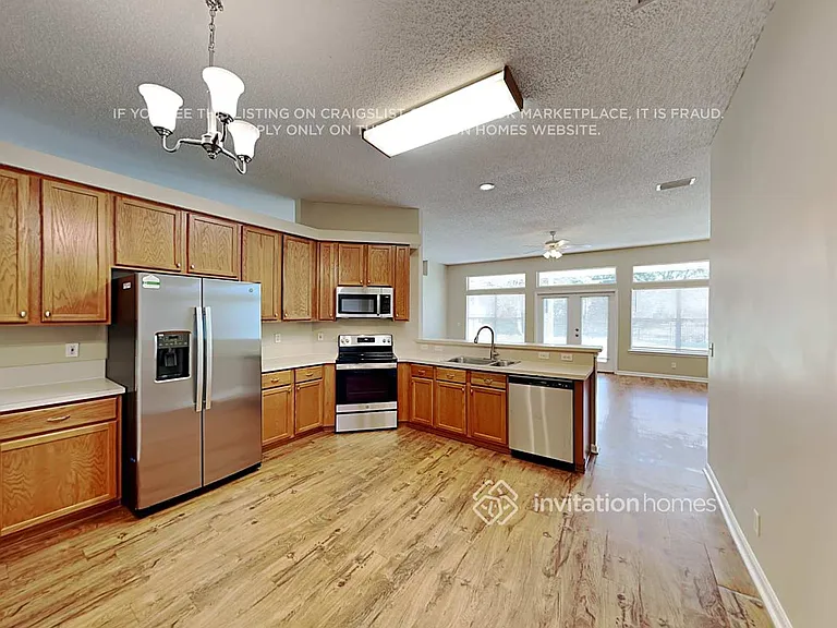 716 S Lake Cunningham Ave — Photo 11