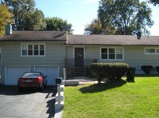 38 Springview Dr, Parsippany, NJ 07054