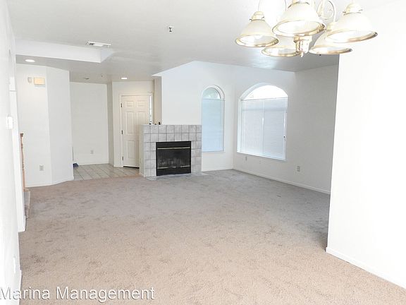 3rd image of 63 Shoal Dr E