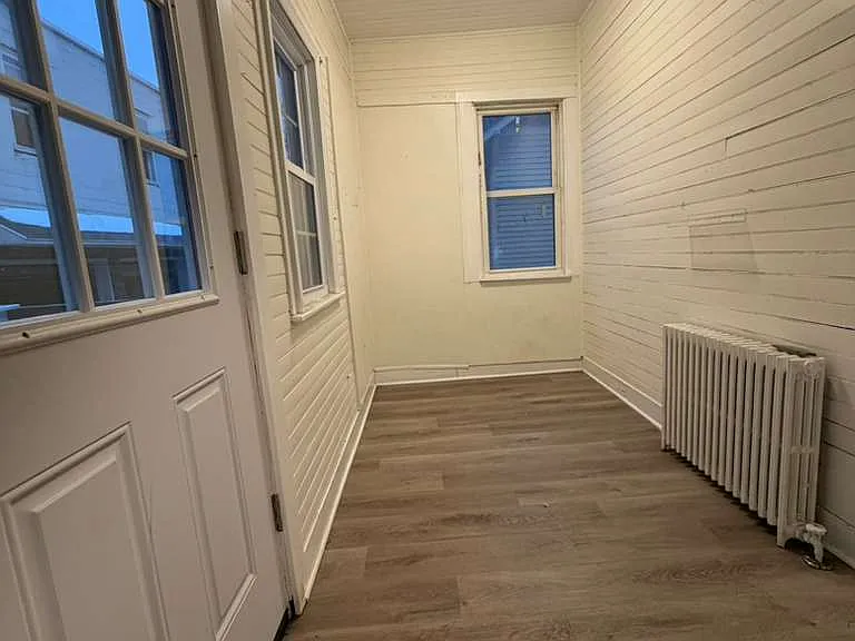 19 Fairfield Ave — Photo 5