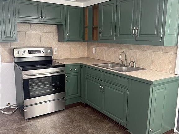 5th image of 315 W 3rd Ave