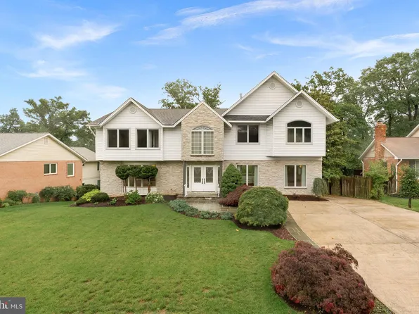 4211 Wynnwood Dr, Annandale, VA 22003