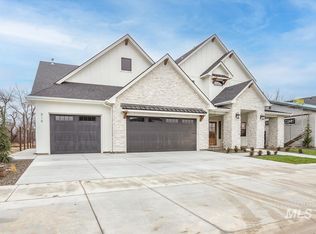 818 S Steephead Ln, Eagle, ID 83616