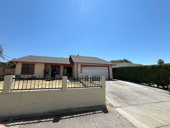 2nd image of 3360 Rocky Mountain Dr