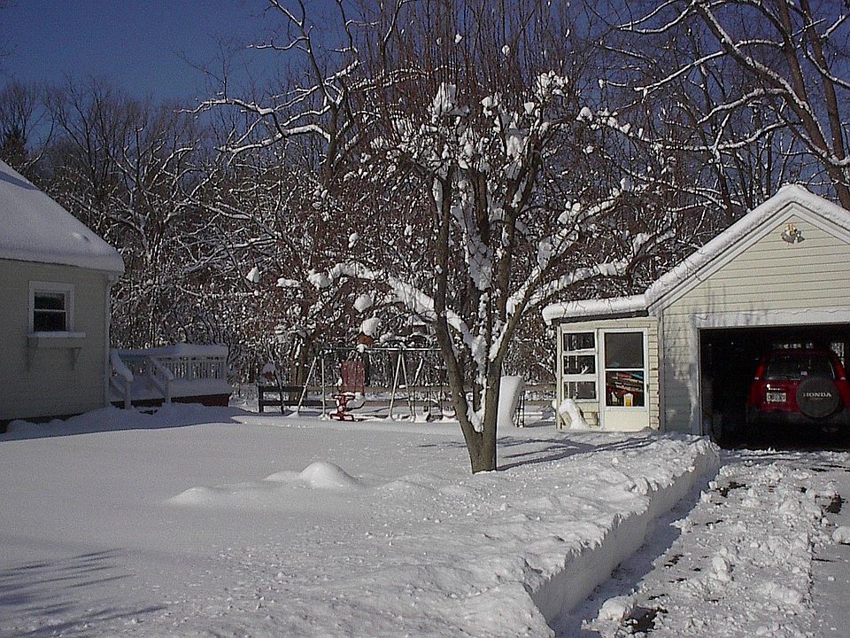 2nd image of 19 Hart St