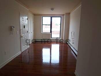 3rd image of 2216 8th Ave APT 7B
