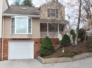 205 Berkley St, Radford, VA 24141