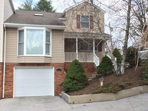 205 Berkley St, Radford, VA 24141