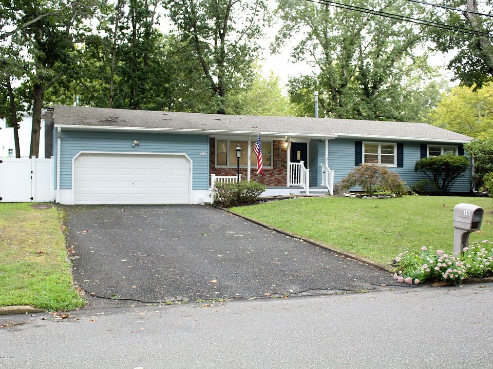 1st image of 598 Montana Dr