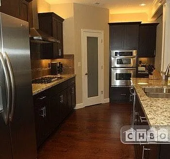 Kitchen - 4523 Trillium Woods