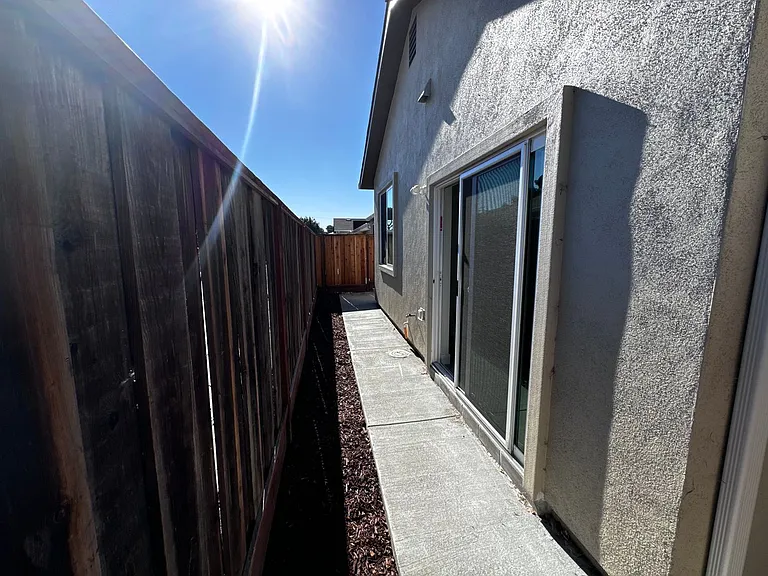 Nevada Rd Homes — Photo 33