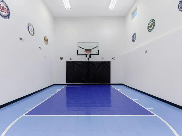 16091 Europa Ave N, Hugo, MN 55038