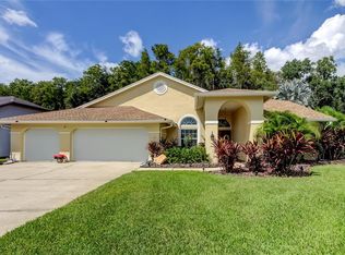 965 Cobblestone Ln, Tarpon Springs, FL 34688