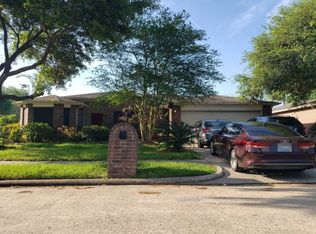 7922 Bluff Trail Dr, Humble, TX 77338