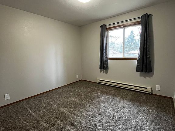 3rd image of 610 S Division St #Div610-3