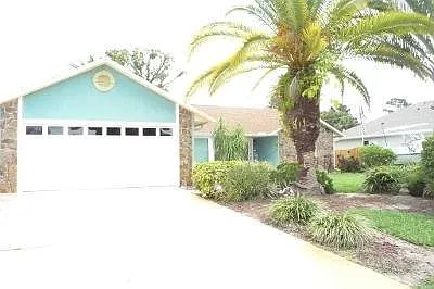 422 Avocado Ave