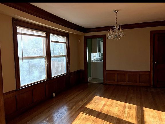 4th image of 4130 Benton Blvd