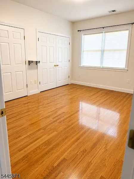 2 bed, 1.0 bath, 1100 sqft, $2,500 — Photo 3