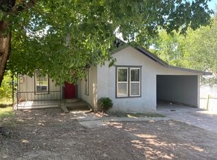 610 S College St, Neosho, MO 64850