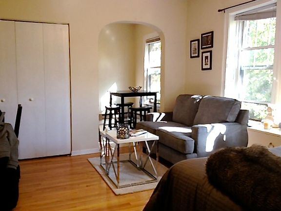 2nd image of 2146 N Dayton St APT 308