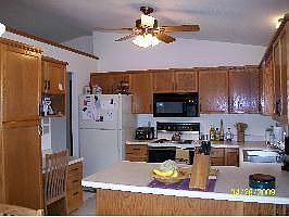 2nd image of 1630 19th St NE
