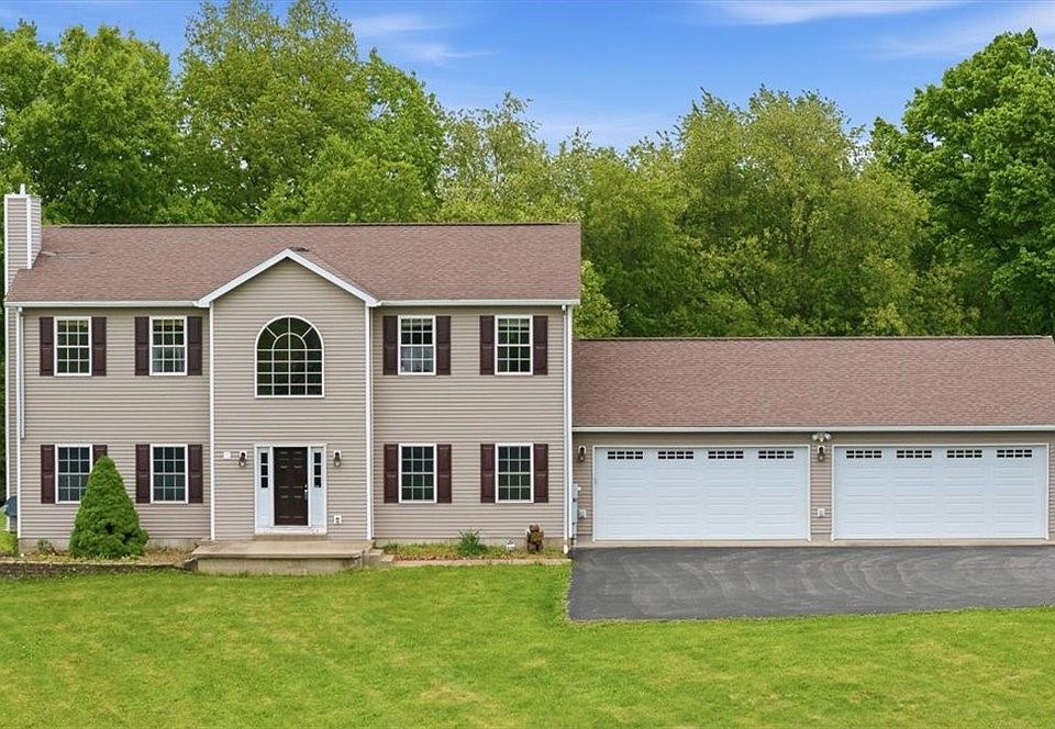 1st image of 91 Green Manor Dr