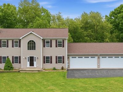 91 Green Manor Dr, Butler, PA, 16002