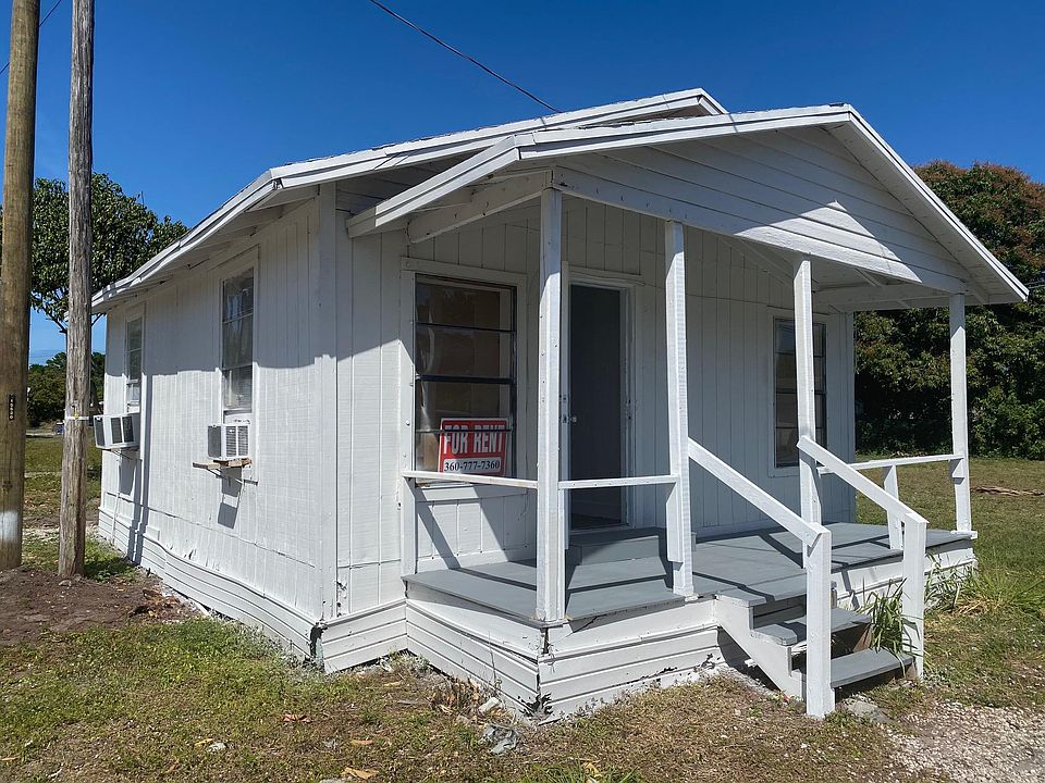 1st image of 1008 Avenue F