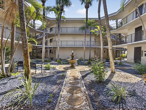 3rd image of 5340 Las Verdes Circle #307