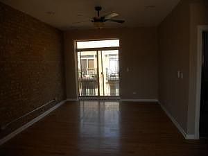 5th image of 1635 W Farwell Ave APT 3S