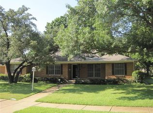 5530 Ledgestone Dr, Dallas, TX 75214