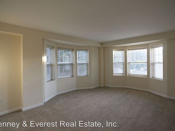 5th image of 795 8th Ave APT 202