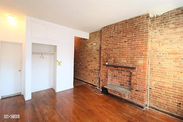 Rented by Citi Habitats | media 9