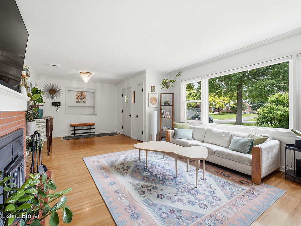 1st image of 206 Dorchester Rd
