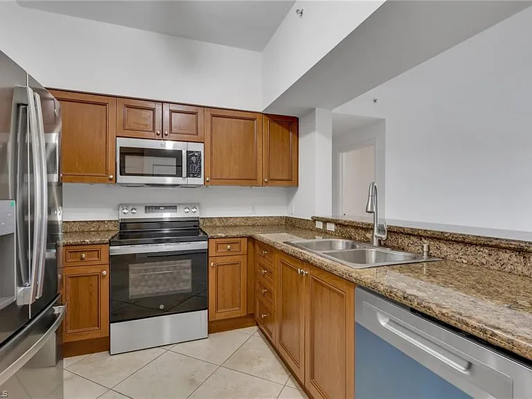 20261 Estero Gardens Cir #108 — Photo 7