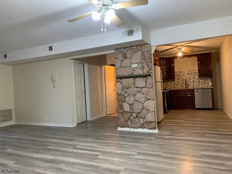 221 Ringwood Ave #A-5 — Photo 3