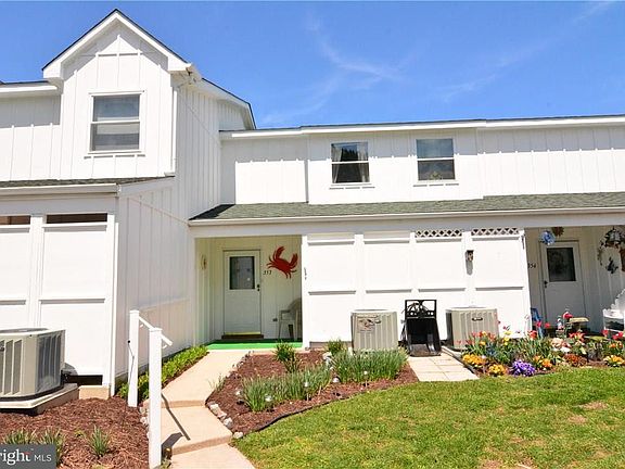 3rd image of 38303 Bluebird Ln Unit 353