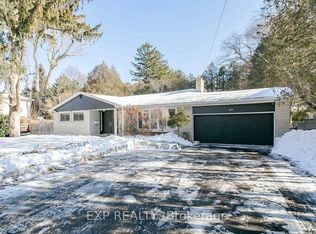 234 Pinetree Way, Mississauga, ON L5G 2R2