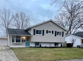 737 Thornwood Blvd, Elyria, OH