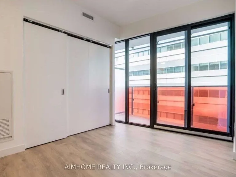 215 Queen St W #708 — Photo 11