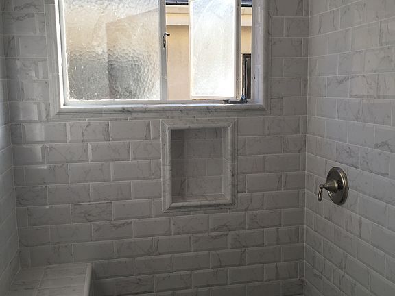 5th image of 7958 Oakwood Ave APT 5