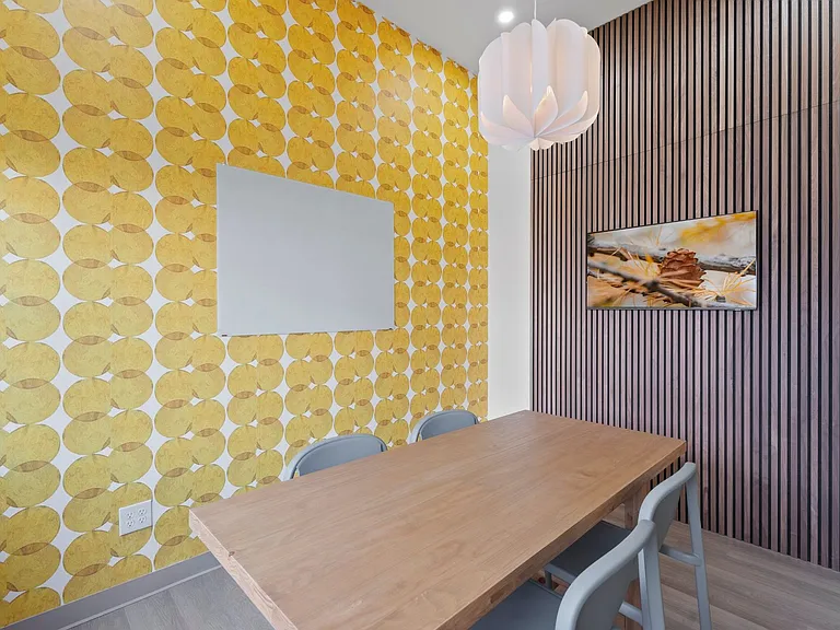 University Park Apartments near Cornell University — Photo 7