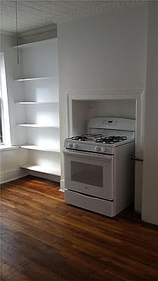 3rd image of 464 W 25th St #3