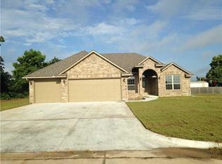 943 Stonie Brk, Harrah, OK 73045