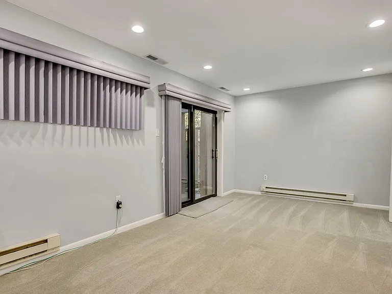 Recreation room - second view