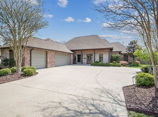 38095 Timber Trace Ct, Prairieville, LA 70769