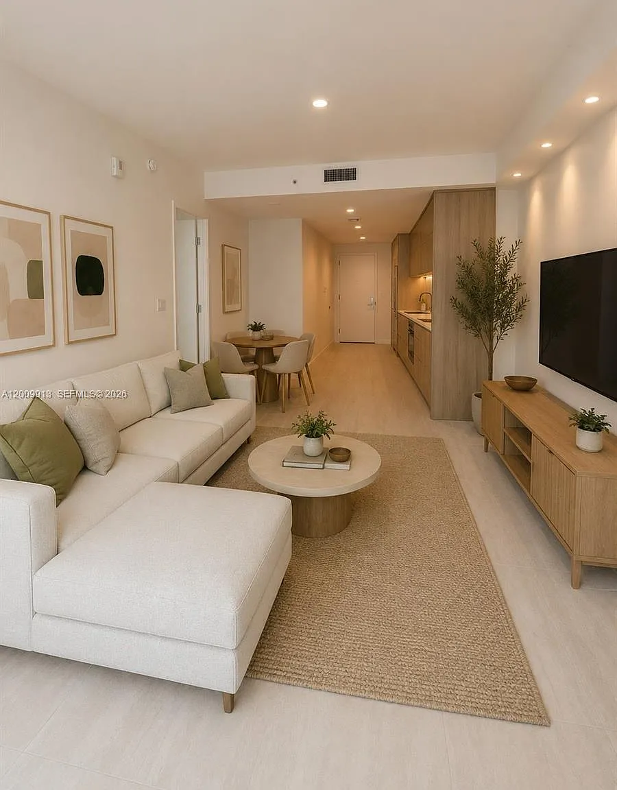 1 bed, 1.0 bath, $4,200 — Photo 3