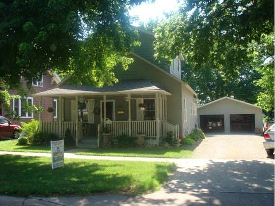 1st image of 1104 N Cedar St